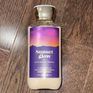 Bath & Body Works Sunset Glow Body Lotion - Purple and Cream